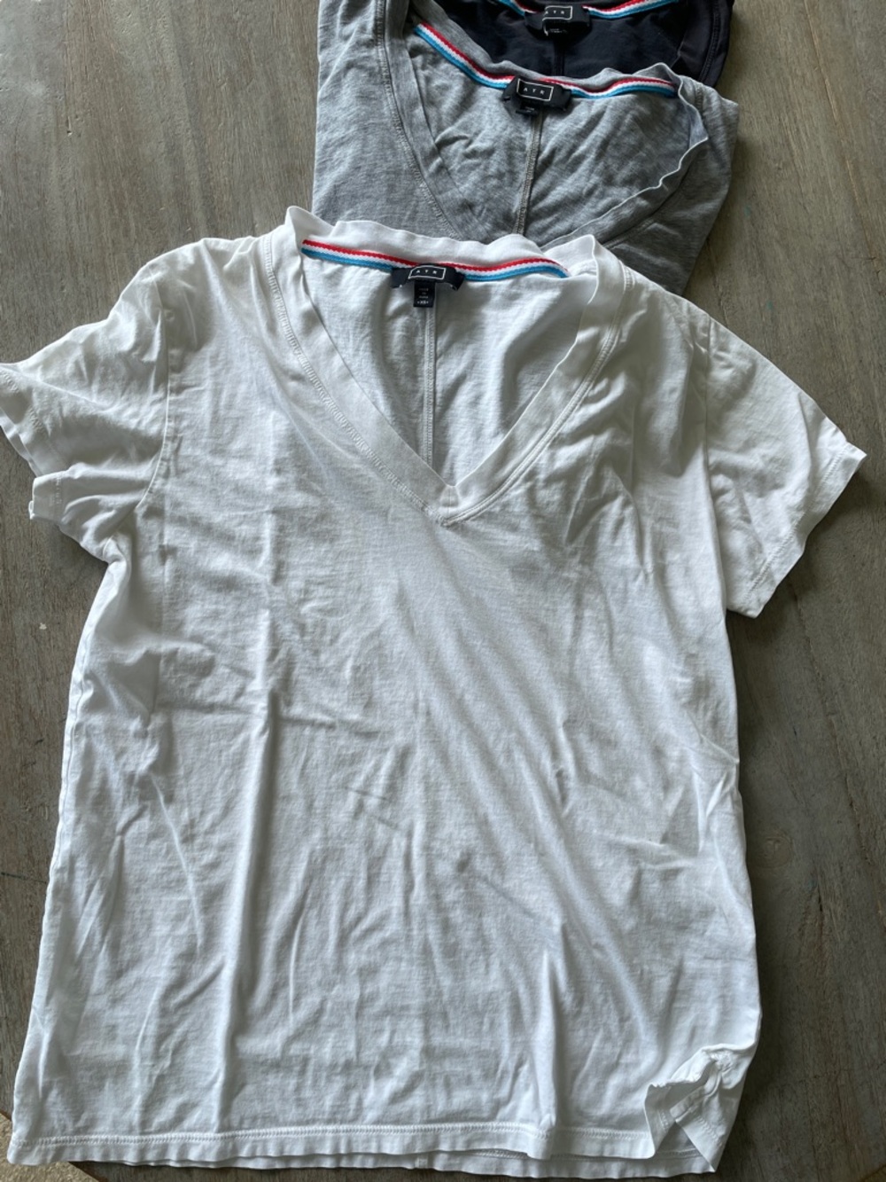 AYR V-Neck Tshirts — White, Black & Gray Pack of 3 XS - Picture 3 of 8